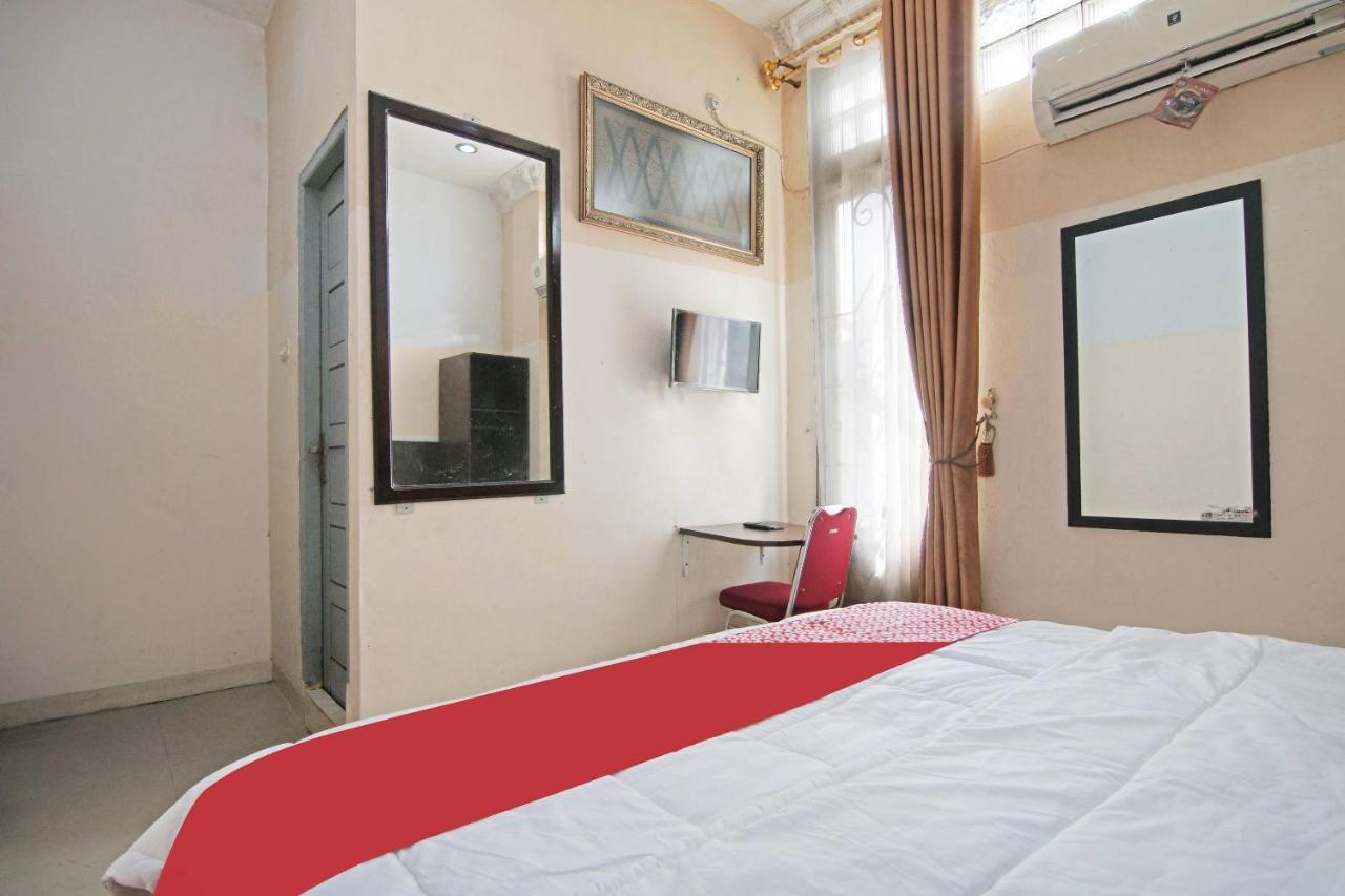 Oyo 91510 Homestay Utama Syariah Pekanbaru Buitenkant foto
