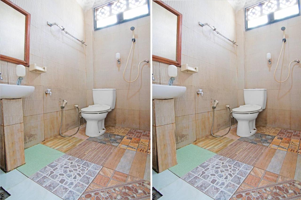 Oyo 91510 Homestay Utama Syariah Pekanbaru Buitenkant foto