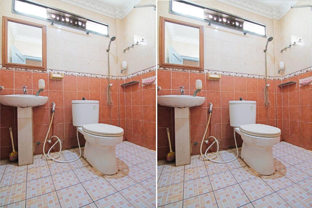 Oyo 91510 Homestay Utama Syariah Pekanbaru Buitenkant foto