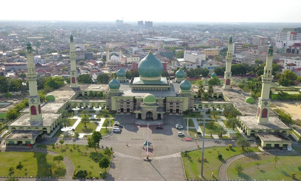 Oyo 91510 Homestay Utama Syariah Pekanbaru Buitenkant foto