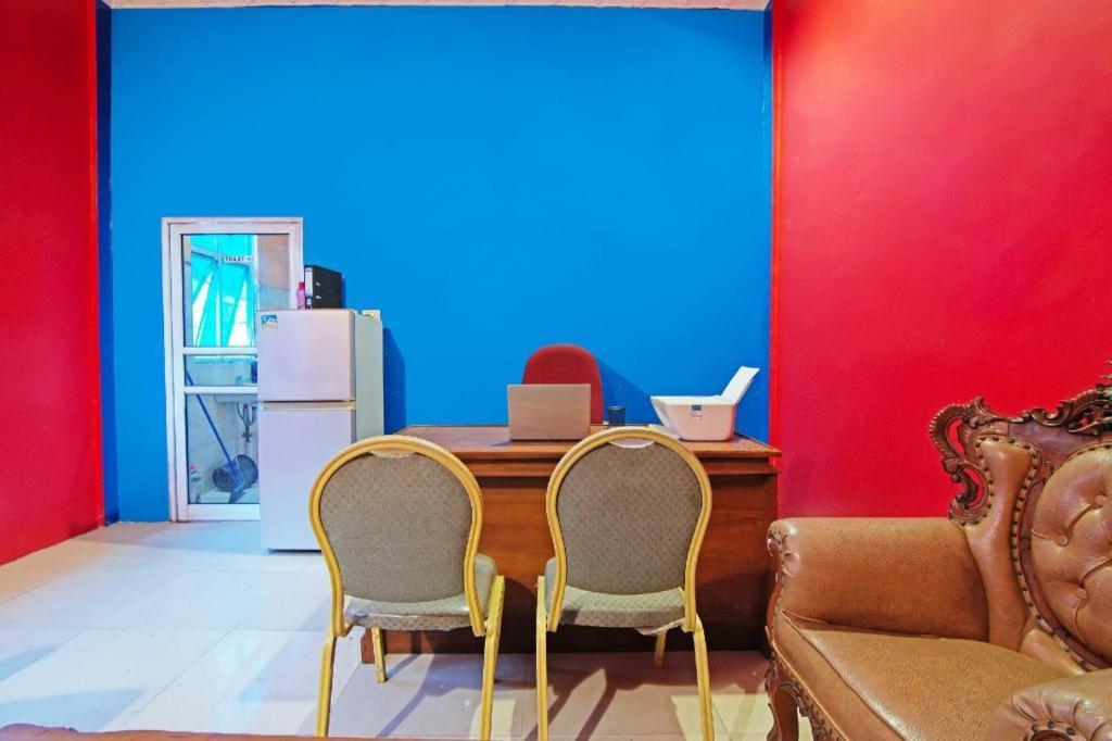 Oyo 91510 Homestay Utama Syariah Pekanbaru Buitenkant foto